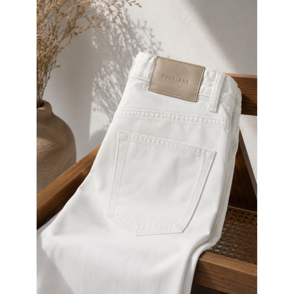 Everlane The '90s Cheeky Jean Organic Cotton | White Panel Denim | Size 28